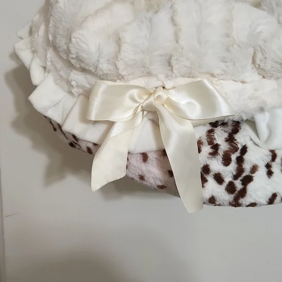 Pet Flys petflys Snuggle Bug reversible pet carrier, bed, car seat *read*